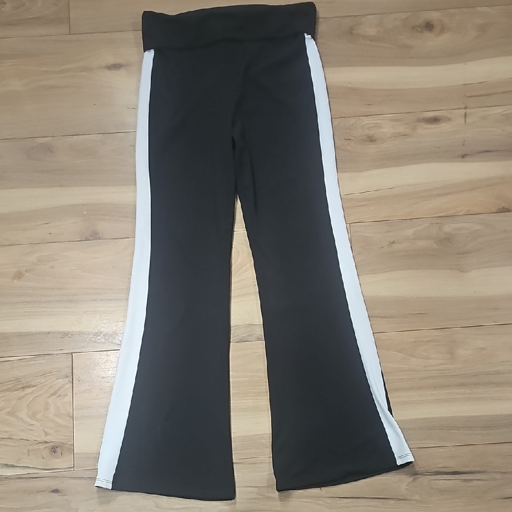 art class Black and White Kids Flared Leggings